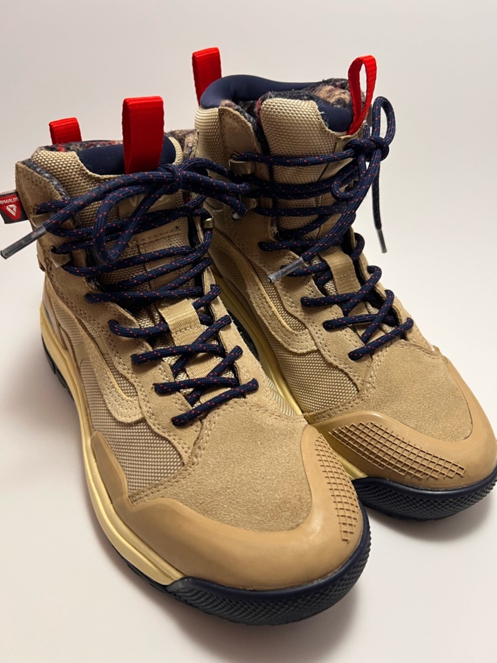 Women’s Vans Hiking Boots Size 8
